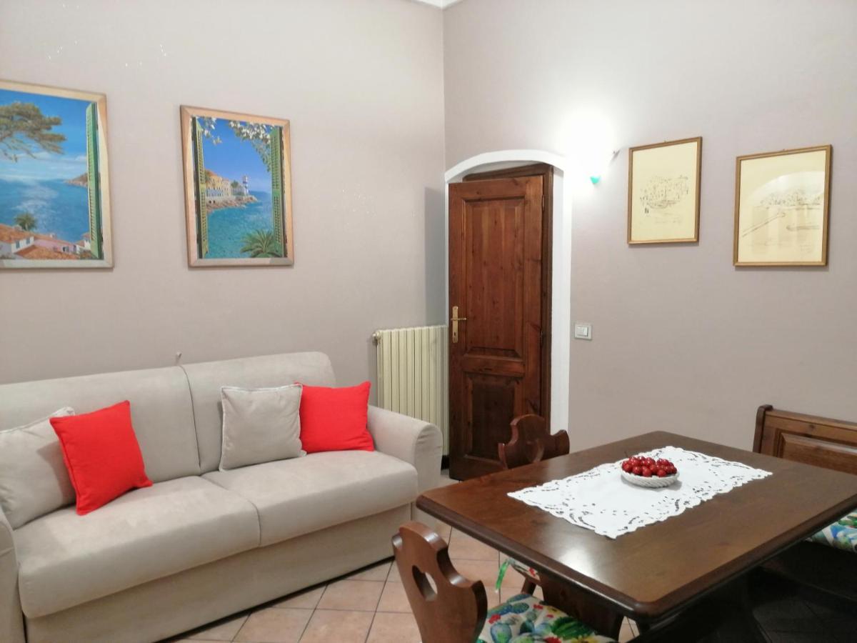 Ferienwohnung Casa Nives Imperia Exterior foto